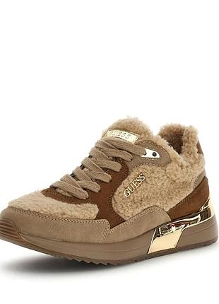 Кросівки guess