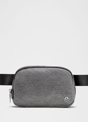 Сумка lululemon everywhere belt bag 1l glitter