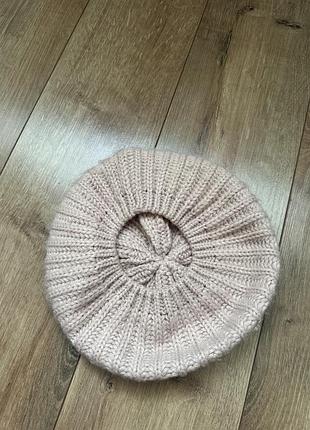 Берет для дівчинки в'язаний рожевий