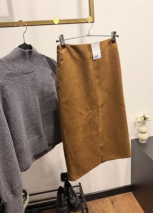 Спідниця-олівець h&m коричнева штучна замша розмір 34 xs нова