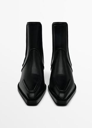 Козаки шкіряні від massimo dutti