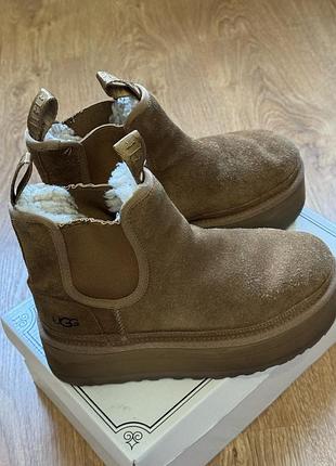 Оригинальные зимние угги челси ugg neumel platform chelsea. размер 37 (23 см)