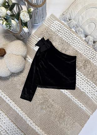 Кофта дитяча zara чорна оксамитова на одне плече 9-10 років 140 см