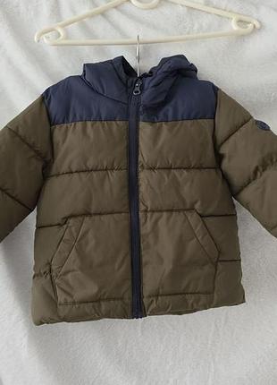 Куртка дитяча mango kids стьобана з капюшоном хакі/темно-синя 98 см