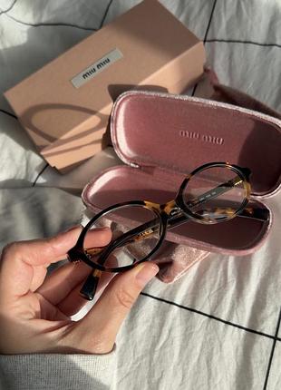 Окуляри miu miu mu 04zs honey havana овальні