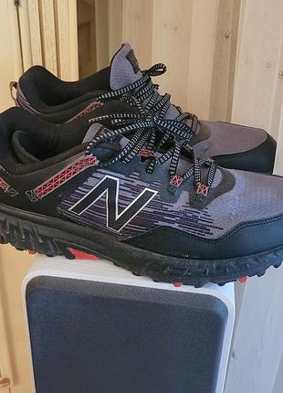 Кроссовки nb 46р