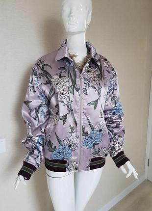 Дуже тепла стильна куртка на хутрі urban outfitters