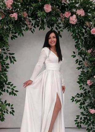 Довга вечірня сукня olya mak біла з розрізом на нозі