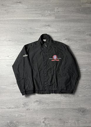 Куртка футбольна adidas bayern