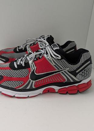 Кроссовки nike air zoom vomero 5