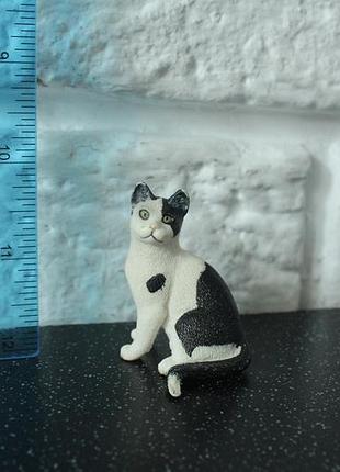 Schleich коллекционная фигурка котик.