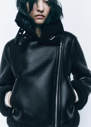 Дубленка с косой застежкой zara