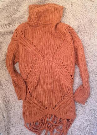 Теплый женский свитер туника