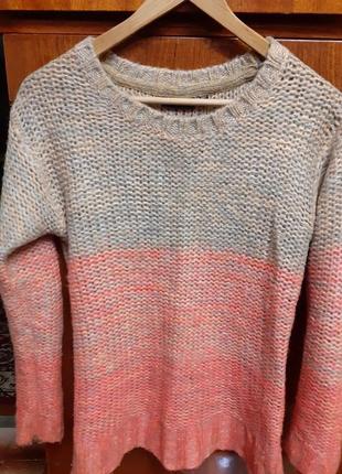 Свитер