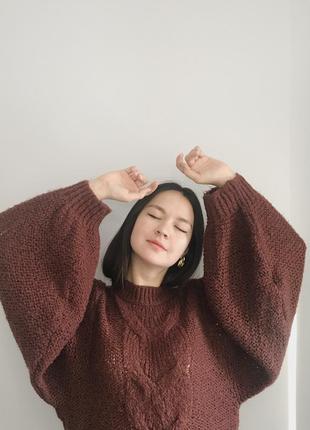 Чудовий светр asos з об'ємними рукавами