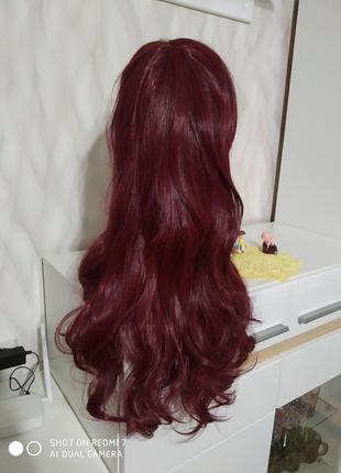 Длинный шикарный густой парик. волнистый парик бордо.2 фото