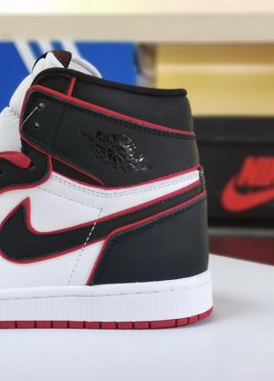 Jordan 1 high "bloodline"8 фото