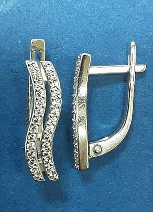 Серебряные серьги с фианитами на английской застежке
