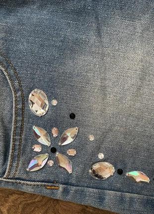 Джинсовые шорты с камнями2 фото