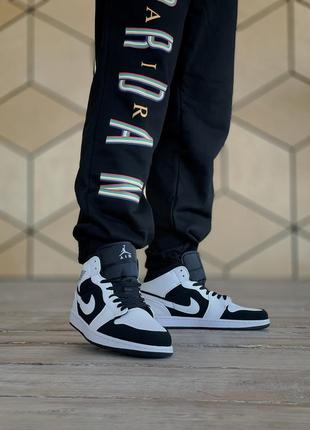 Кросівки nike air jordan 1 retro white black 40-41-42-43-445 фото