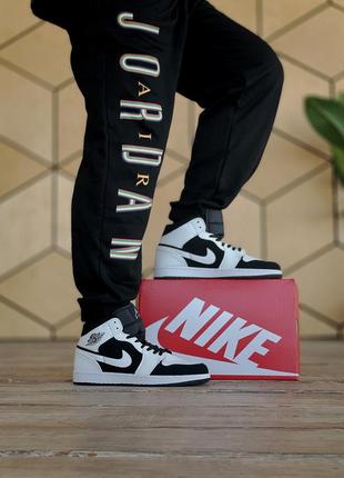 Кроссовки nike air jordan 1 retro white black 40-41-42-43-442 фото