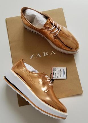 Стильні лакові туфлі на платформі zara2 фото