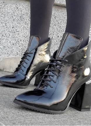 Черевики жіночі wright 9561 (змійка) чорні (весна-осінь шкіра лакированая натуральна)