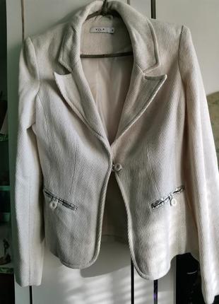 Пиджак теплый женский 36р