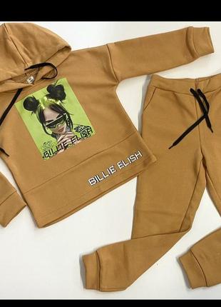 Костюм на дівчинку