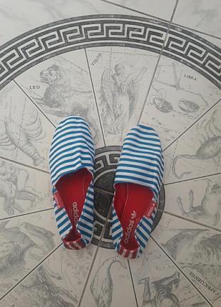 Еспадрильи,мокасини