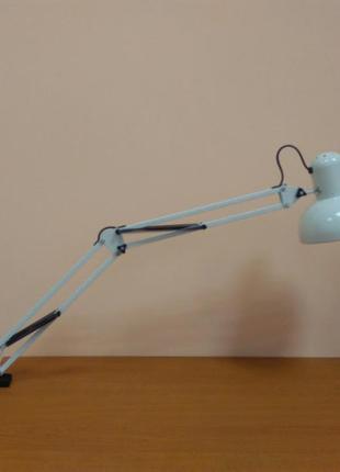 Настольная лампа трансформер на струбцине