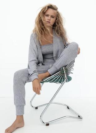 Вязаный костюм zara