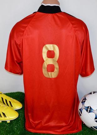 Красная футбольная спортивная футболка 82 фото