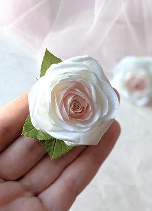 🌿заколка з мініатюрною трояндою1 фото