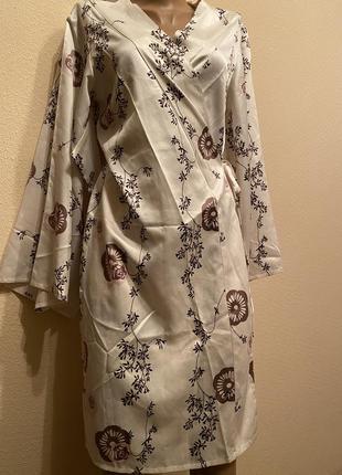Шёлковый,атласный халат с широким рукавом-крылом (франция🇫🇷)4 фото
