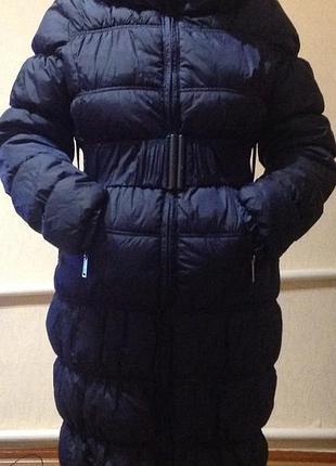 Удлиннённый пуховик