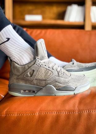 Чоловічі кросівки nike air jordan 4 retro grey 41-42