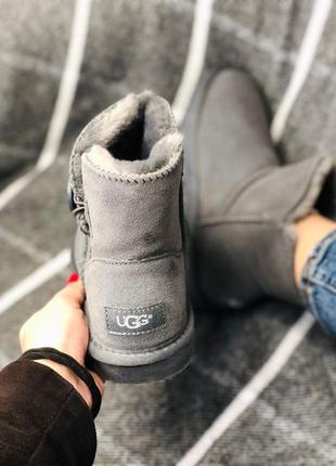 Чоботи ugg,уггі жіночі черевики ugg сірого кольору,в коробці,відмінний подарунок.5 фото