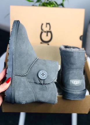 Чоботи ugg,уггі жіночі черевики ugg сірого кольору,в коробці,відмінний подарунок.