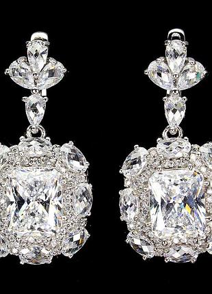 Серебряные серьги .цирконы.