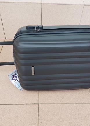 Отличный дорожный чемодан фирмы fly польша9 фото