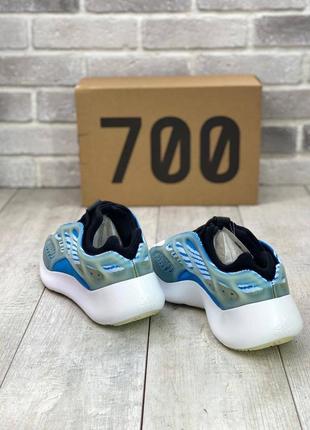 Кросівки adidas yeezy boost 700 v3 кроссовки6 фото