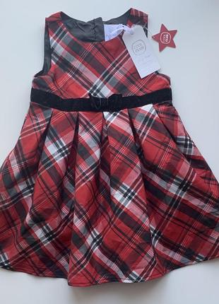 Праздничное платье в черно-красную клетку для девочки