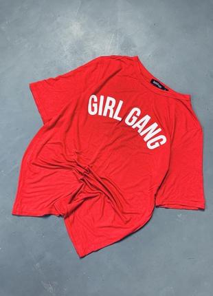 Красная футболка girl gang
