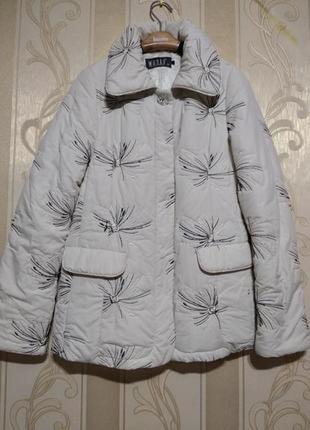 Добротная теплая белая куртка с вышивкой оверсайз, идеал.