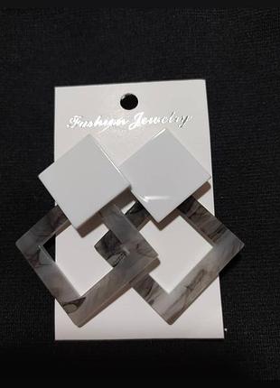 Сережки(біжутерія)