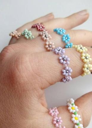 Кольцо кольцо из бисера кольца ромашки цветочки нежный белый тренд 2021 — цена 18 грн в каталоге Кольца ✓ Купить женские вещи по доступной цене на Шафе