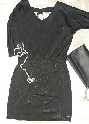 Чорна, нарядна, коротка  сукня з красивою спинкою та блиском. розмір м.