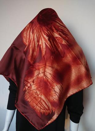 Большой шелковый платок лист яркие краски осени 75*76 см шов роуль4 фото
