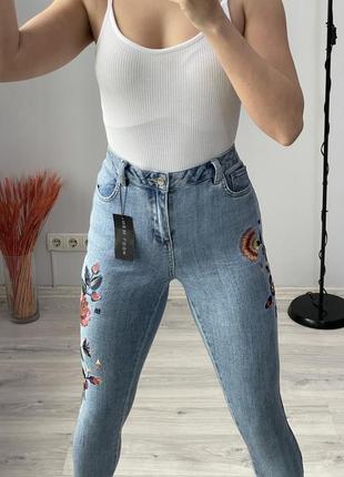 Круті джинси з вишивкою new look7 фото